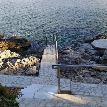 Sea House Lea Apartment