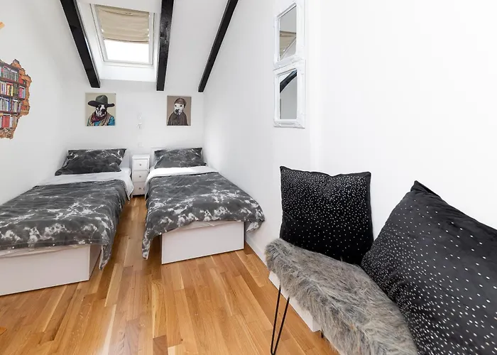 Sea House Lea نوفي فينودولسكي