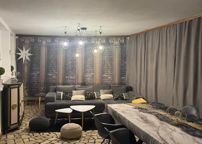 Sea House Lea شقة